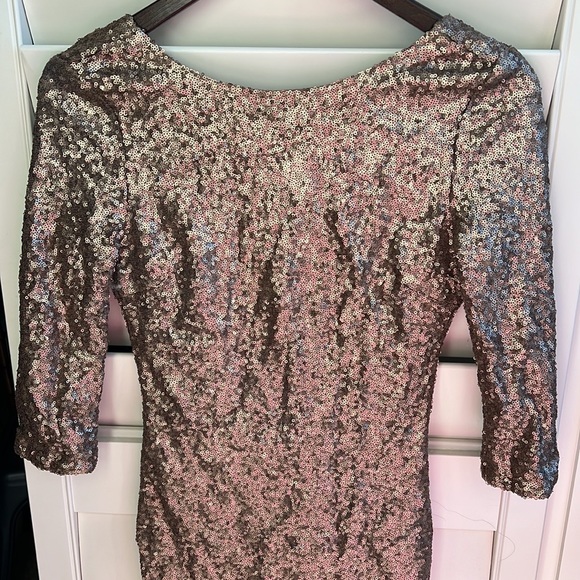 Tobi Sequined dress - gold NYE party holiday dress - Picture 5 of 8